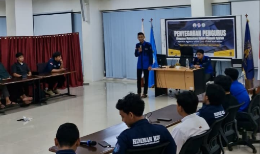 Organisasi Butuh Vitamin Semangat, Himmah HES Gelar Sesi Penyegaran