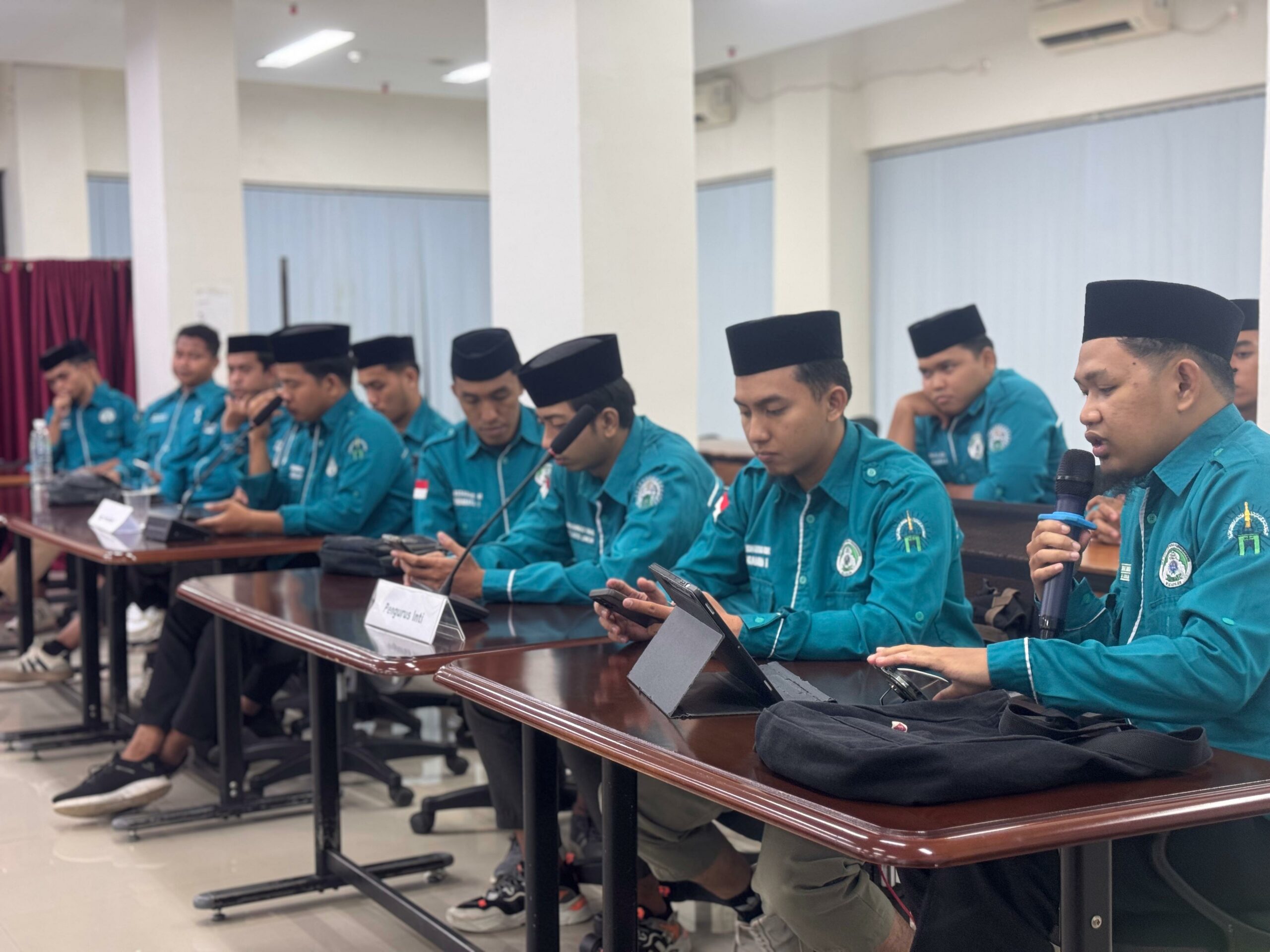 UKK Kepesantrenan dan Keasramaan Gelar Musyawarah: “Akhir Kepengurusan yang Manis”