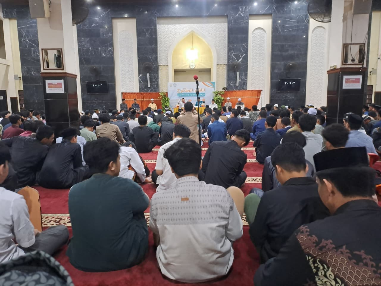 Menjaga Hati, Merawat Jiwa Penuntut Ilmu: Liqa’ Maftuh Bersama Mahasiswa IAI STIBA Makassar