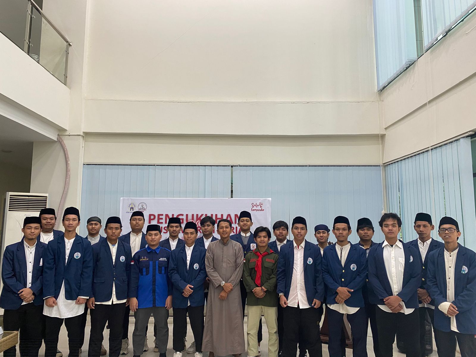 Siapkan Pemimpin Tangguh, Mapala IAI STIBA Makassar Kukuhkan Kepengurusan Baru