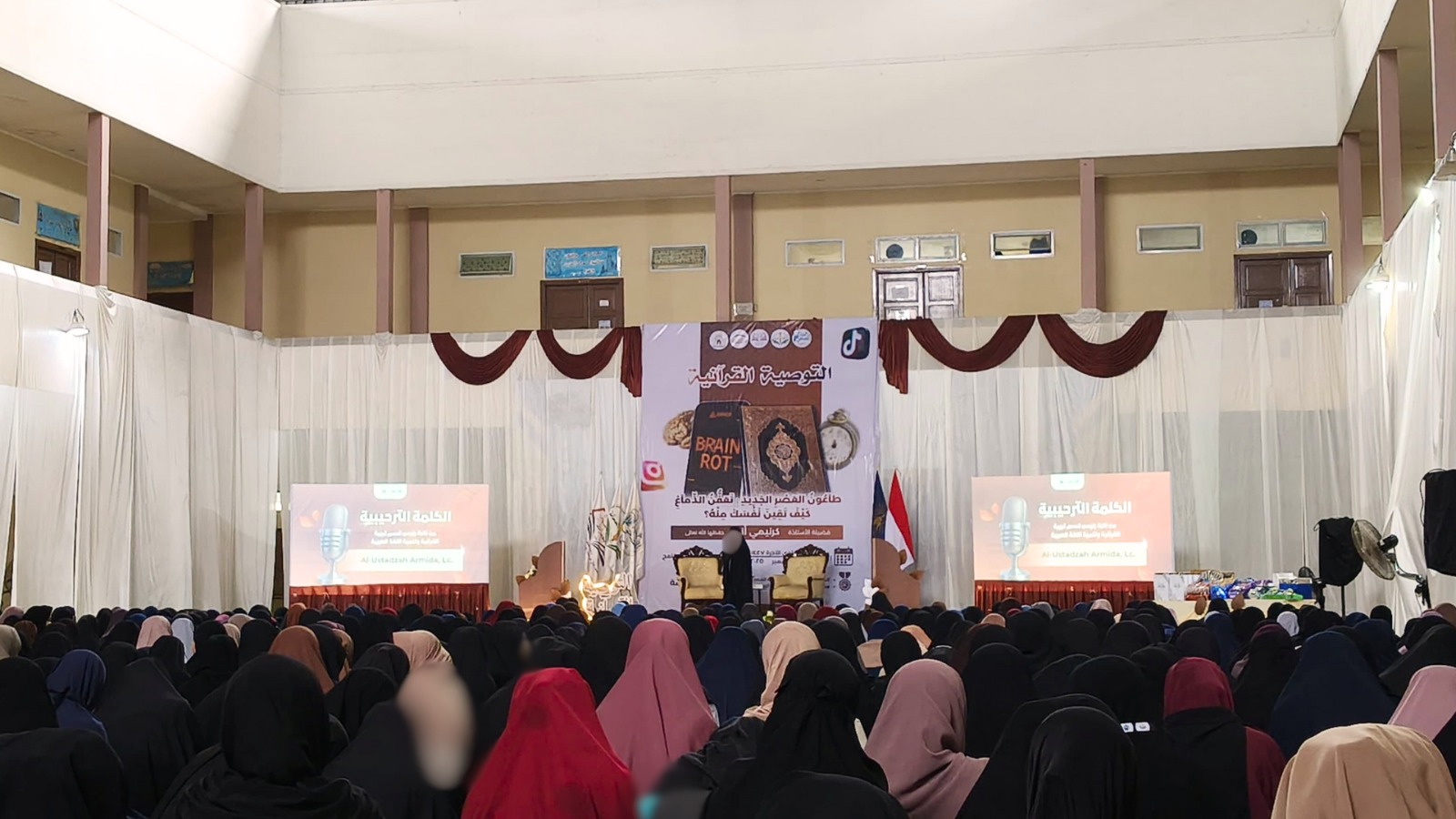 Tausiyah Quraniah 2025 Angkat Isu Brain Rot, Ajak Mahasiswi Menguatkan Akal dengan Al-Qur’an