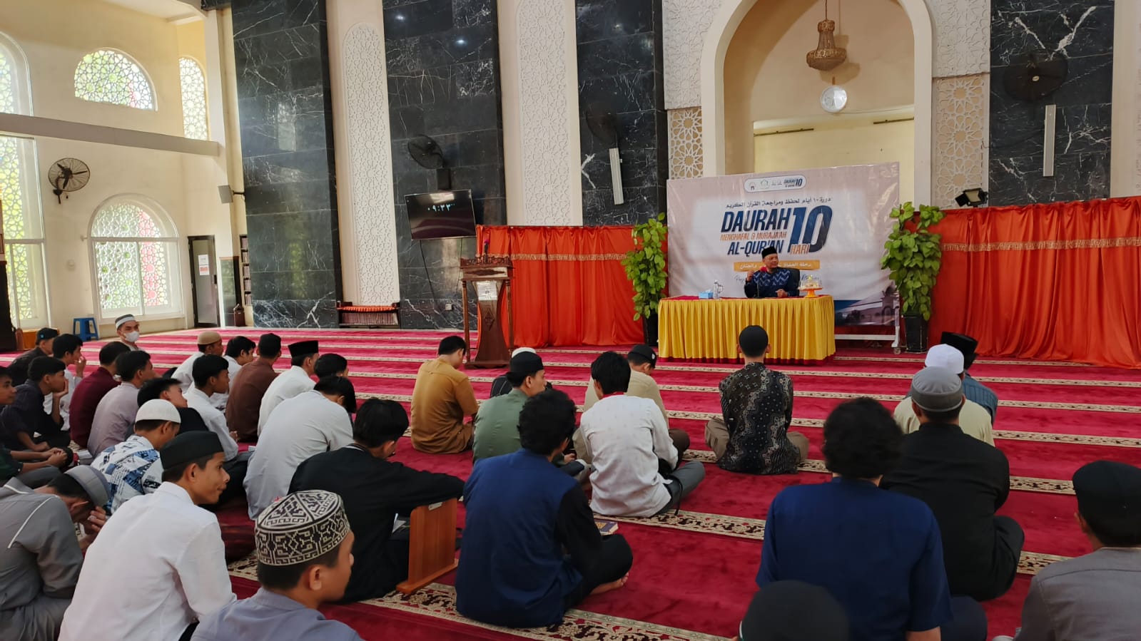 100 Peserta Ikuti Daurah 10 Hari Menghafal dan Muraja’ah Al-Qur’an UKK Raudhatul Huffaazh STIBA Makassar