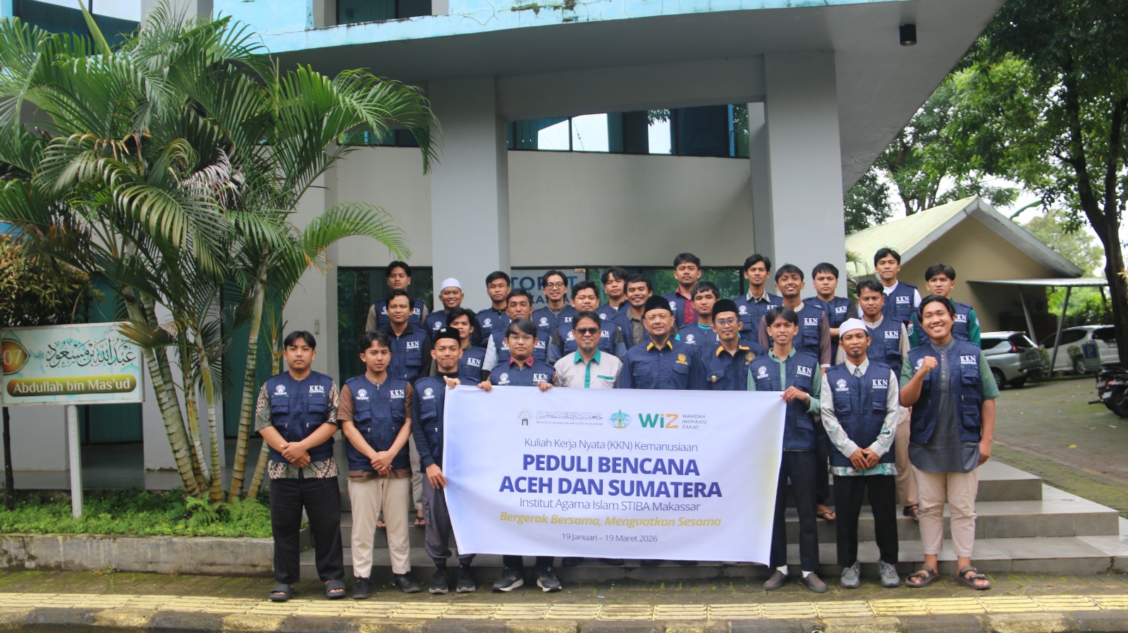 IAI STIBA Makassar Lepas 25 Mahasiswanya dalam Misi KKN Kemanusiaan ke Sumatera